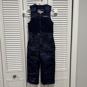32 Degrees Kids Navy Camouflage snow pant overalls